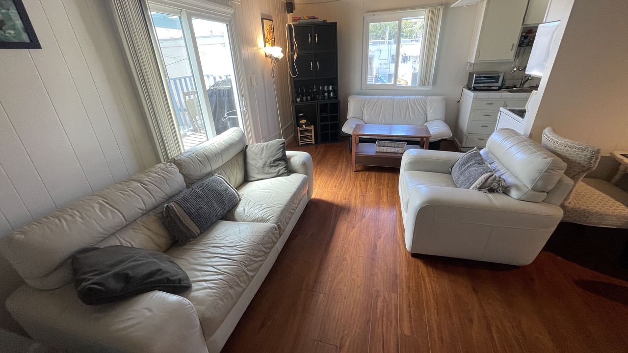 Photo of Livingroom in Pacific Beach