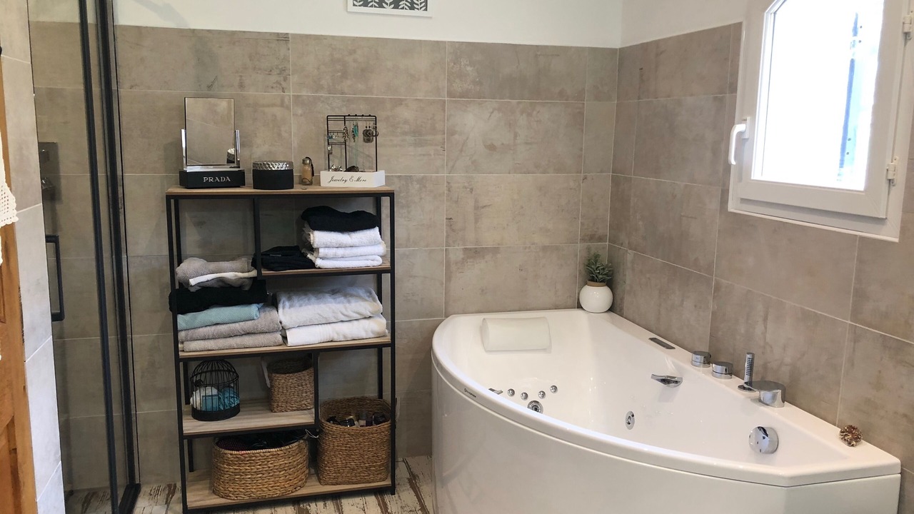 Photo of Bathroom in Gardanne