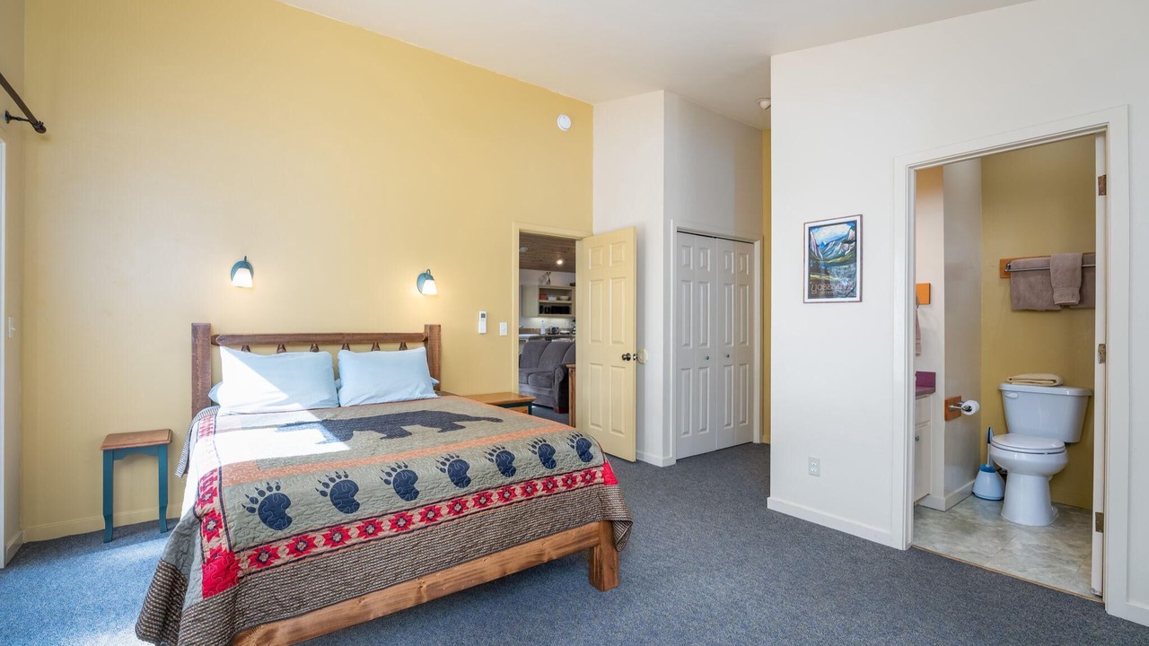 Photo of Bedroom in Yosemite National Park