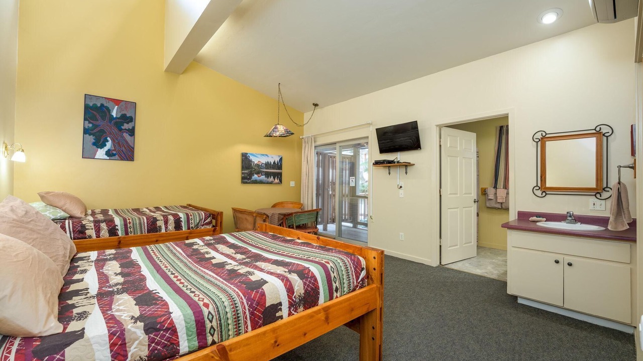 Photo of Bedroom in Yosemite National Park