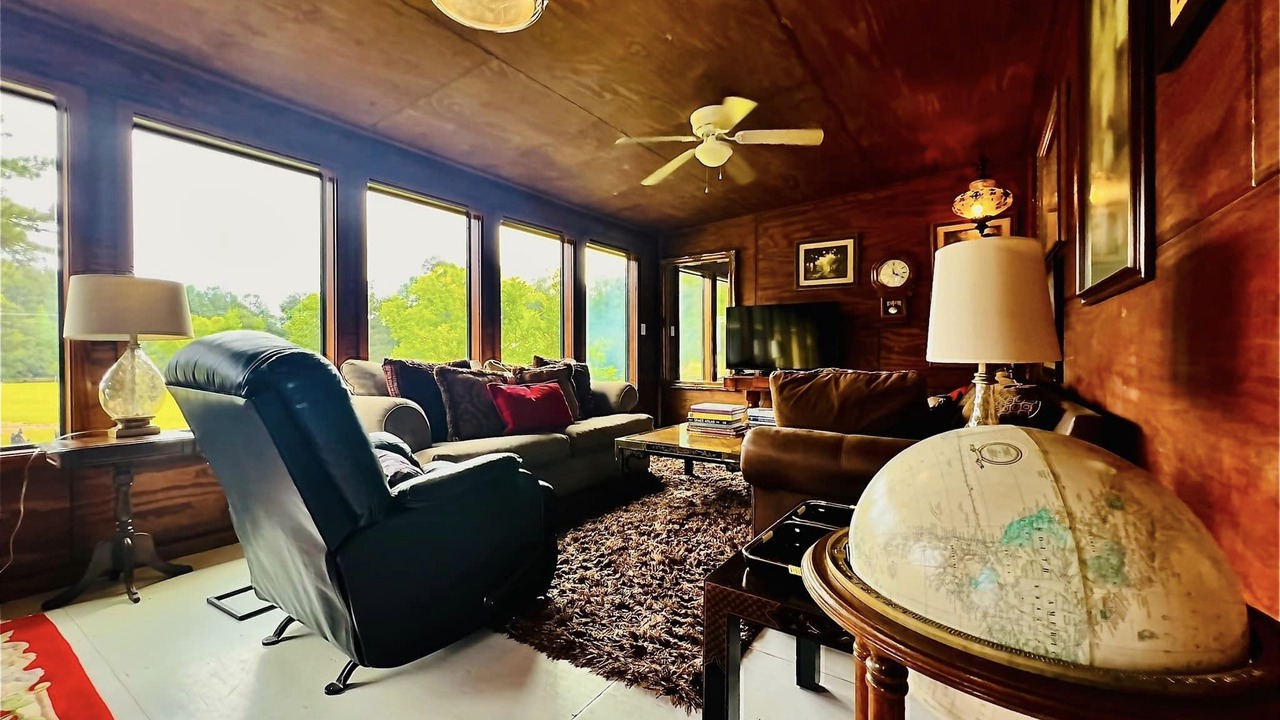 Photo of Livingroom in Kennard