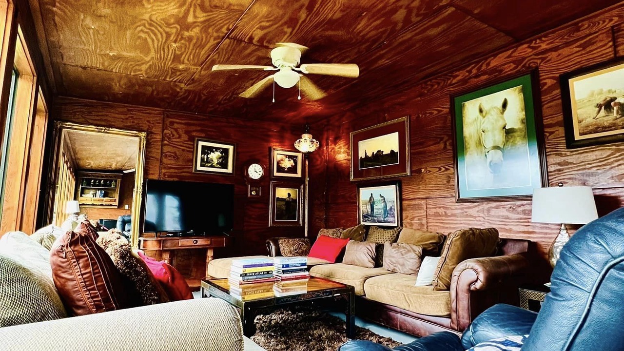 Photo of Livingroom in Kennard