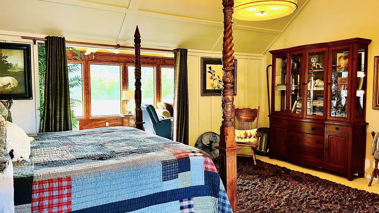 Photo of Bedroom in Kennard