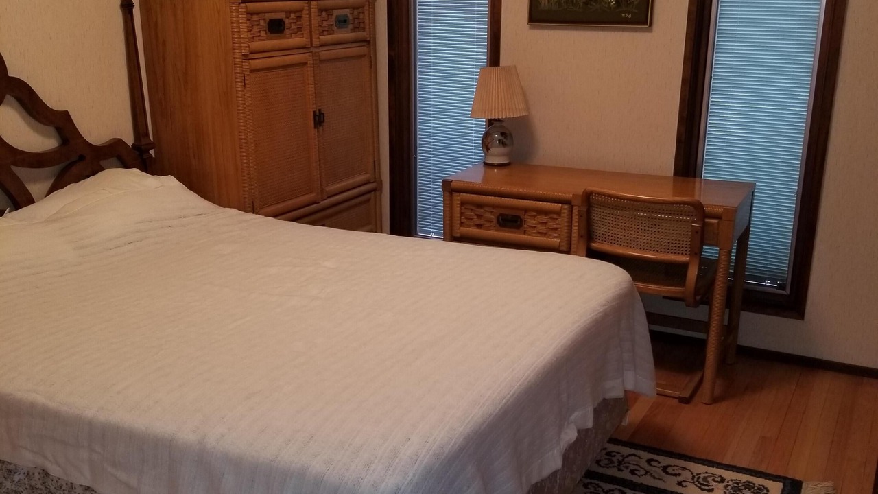 Photo of Others in Elizabethtown