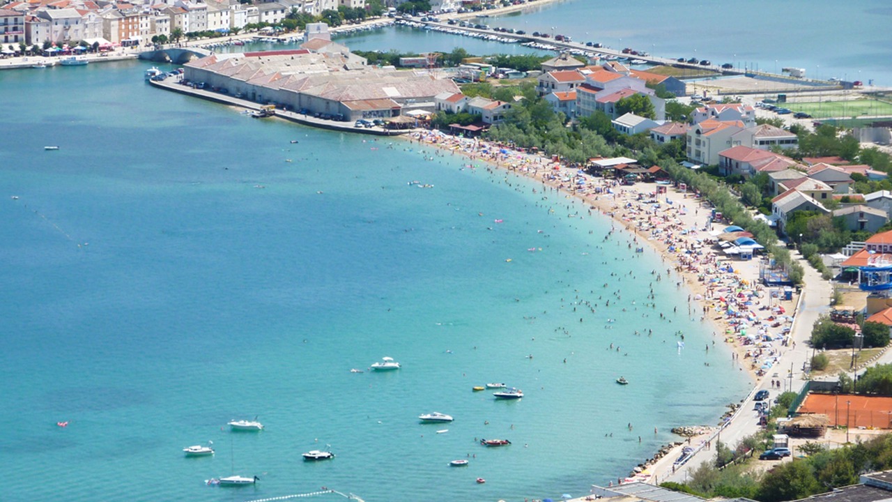 Photo of Others in Pag