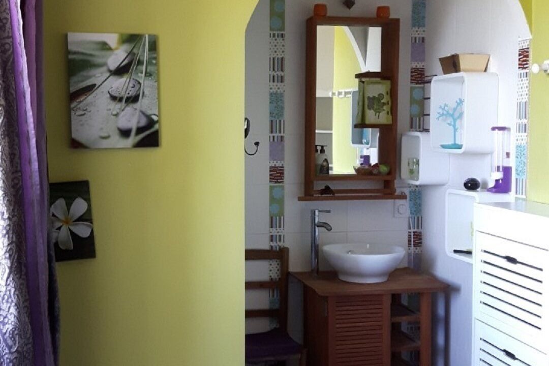 Photo of Bathroom in Saint-Vivien