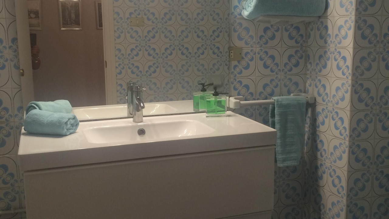 Photo of Bathroom in Salou City Centre