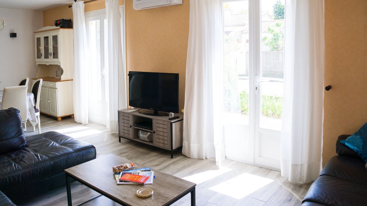 Photo of Livingroom in Sainte-Valiere
