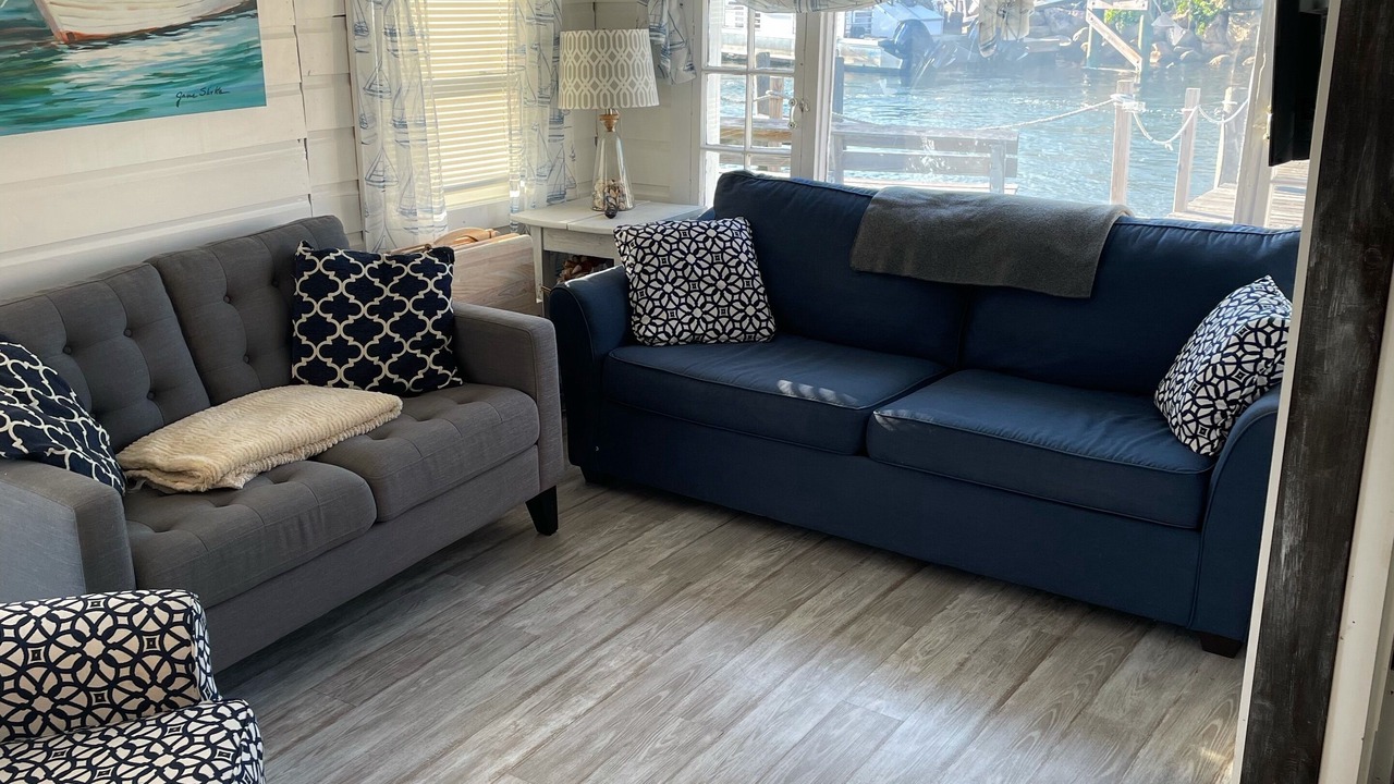 Photo of Livingroom in Snug Harbor