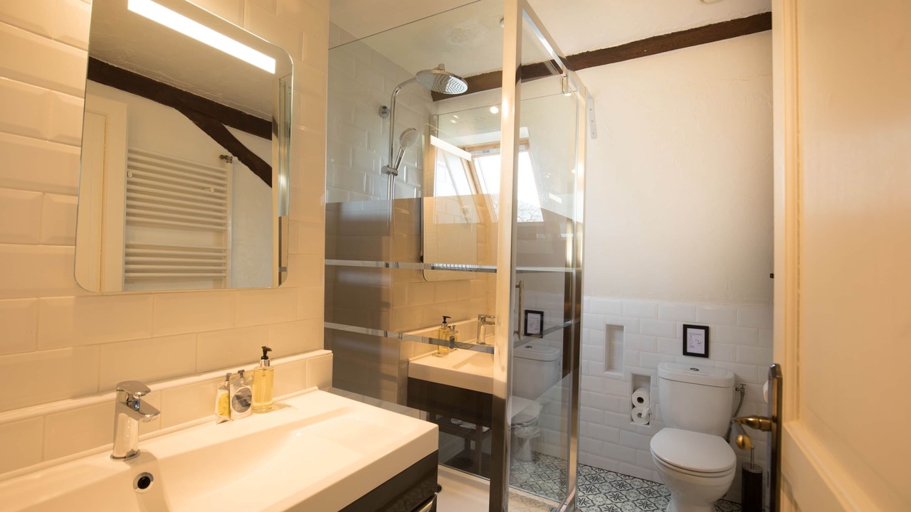 Photo of Bathroom in Ossun-ez-Angles