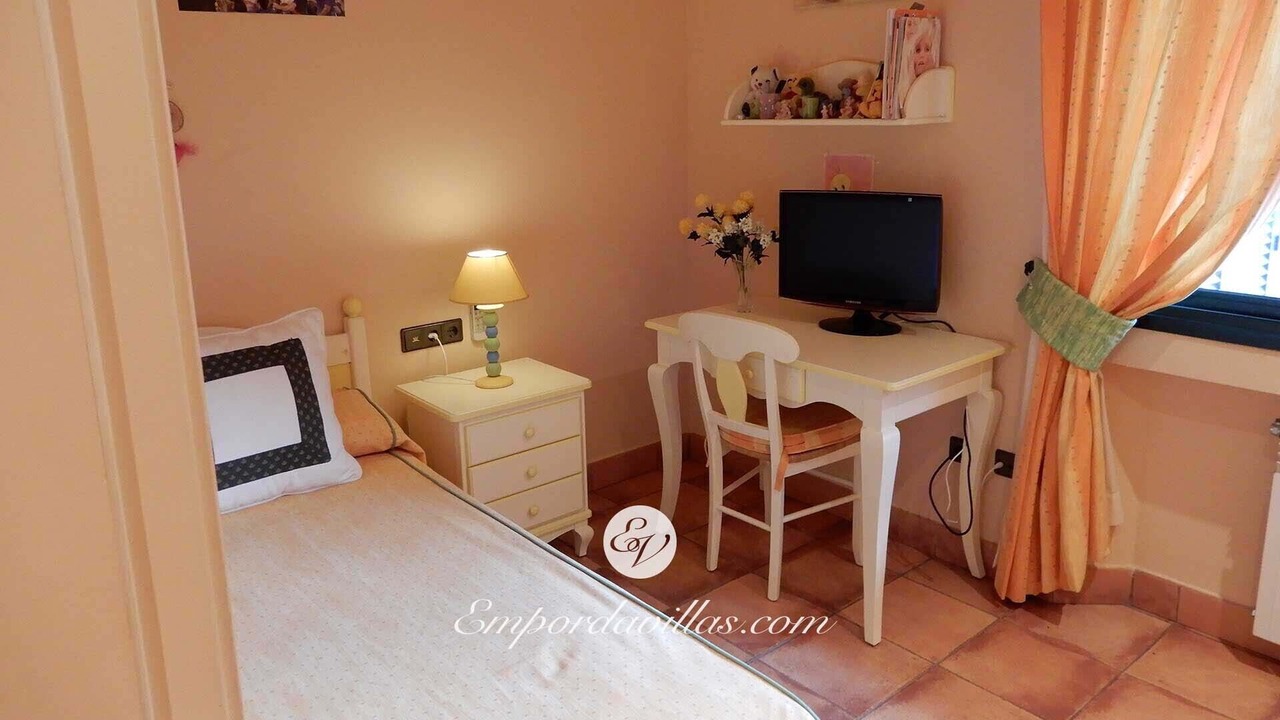Photo of Bedroom in Navata