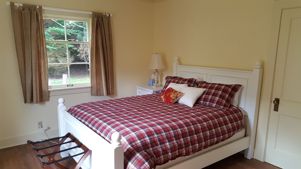 Photo of Others in Eastsound