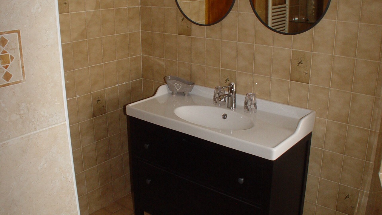 Photo of Bathroom in Saint-Laurent-de-Carnols