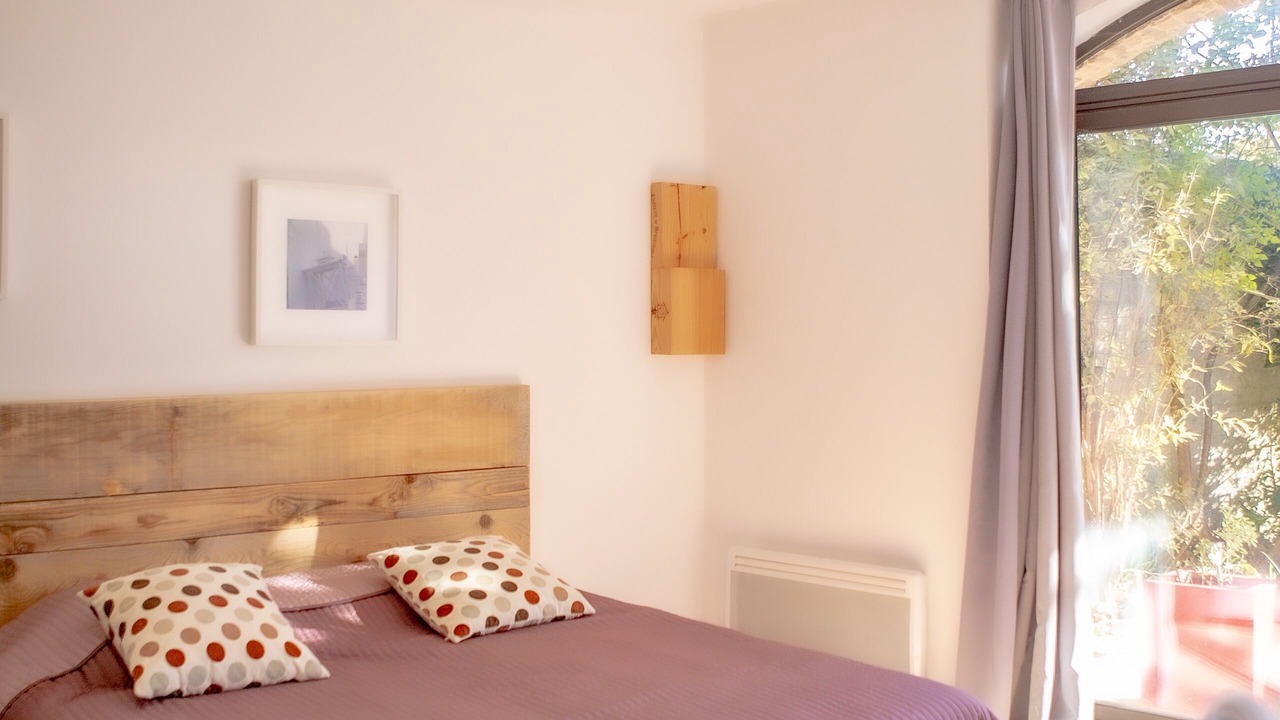 Photo of Bedroom in Jonquieres