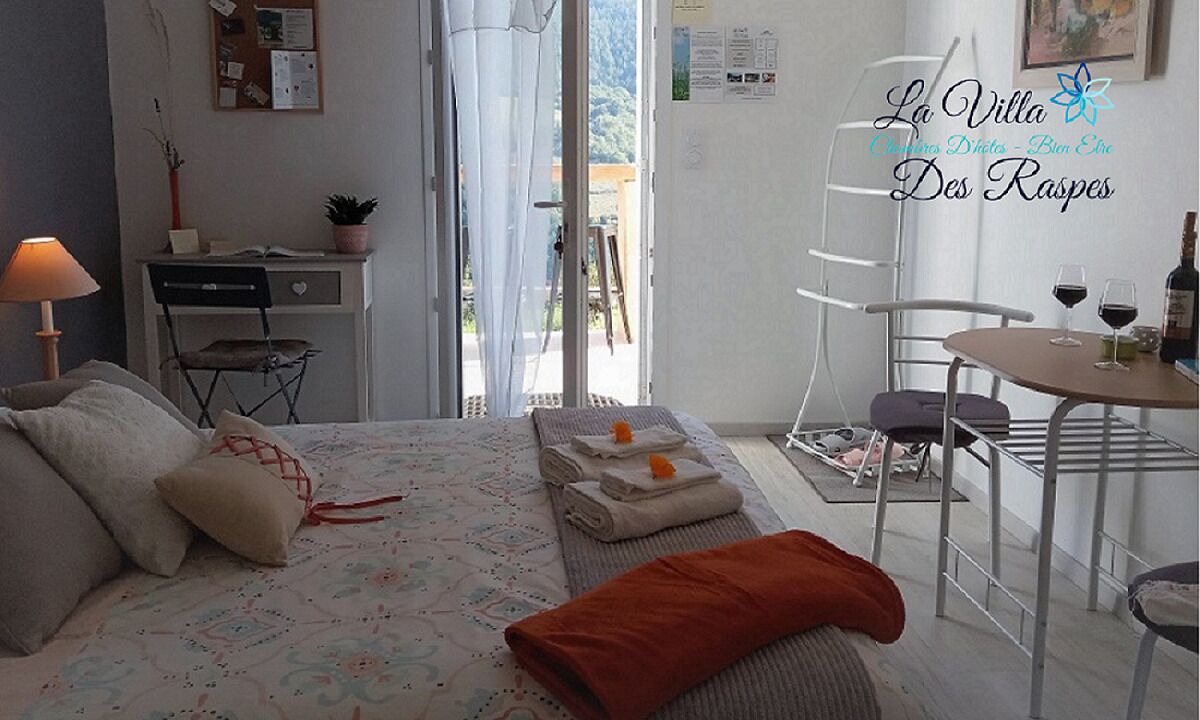 Photo of Bedroom in Viala-du-Tarn