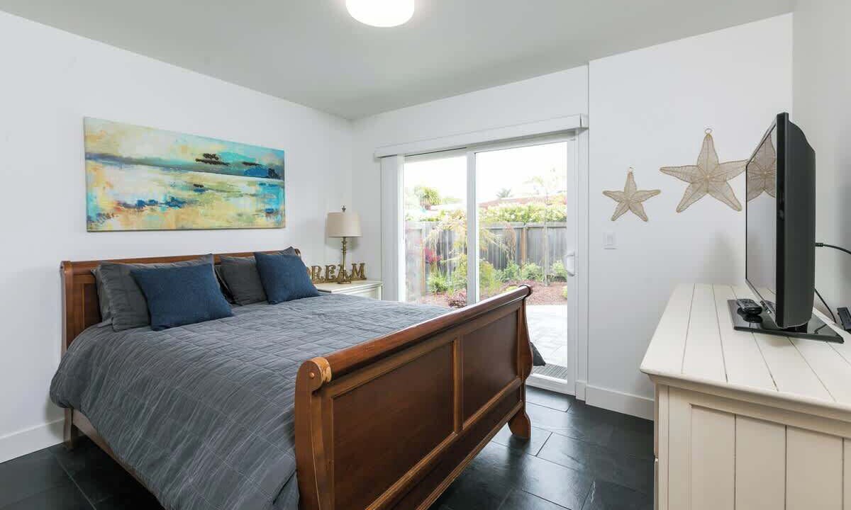 Photo of Bedroom in Aptos