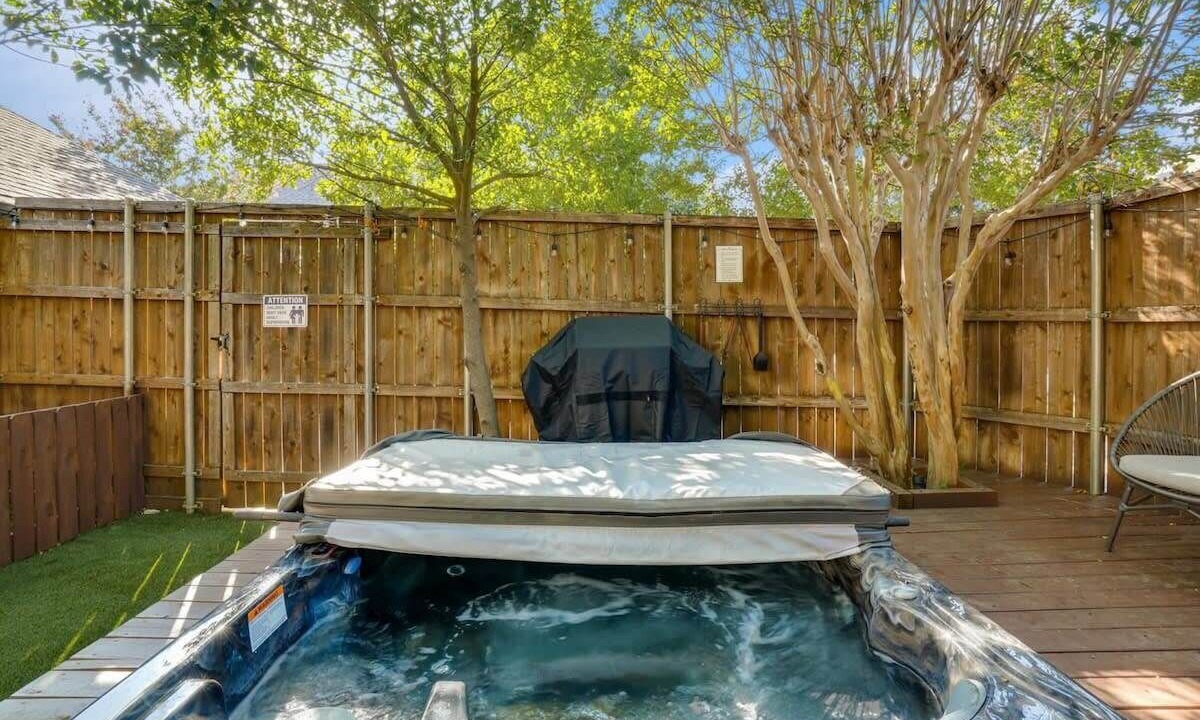 Photo of Outdoor in Far North Dallas