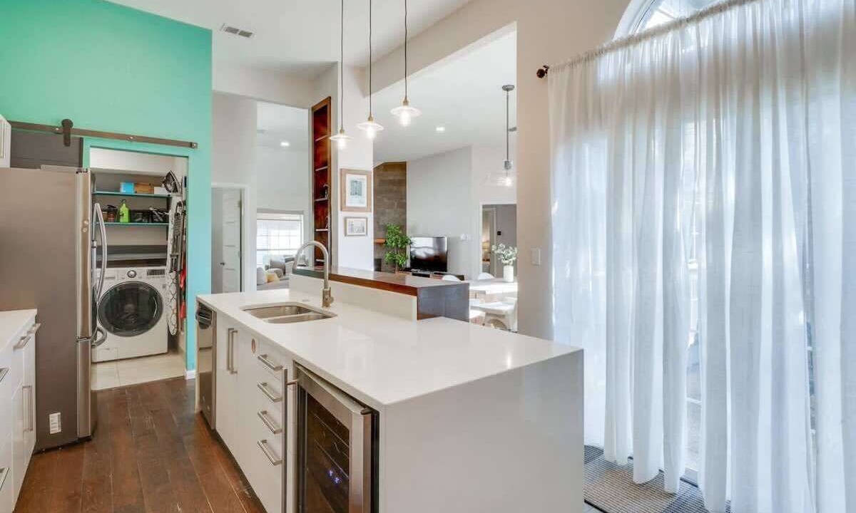 Photo of Kitchen in Far North Dallas