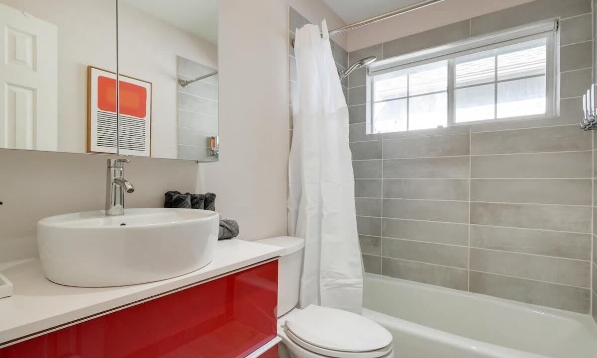 Photo of Bathroom in Far North Dallas