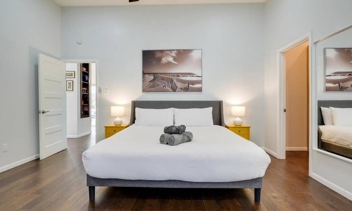 Photo of Bedroom in Far North Dallas