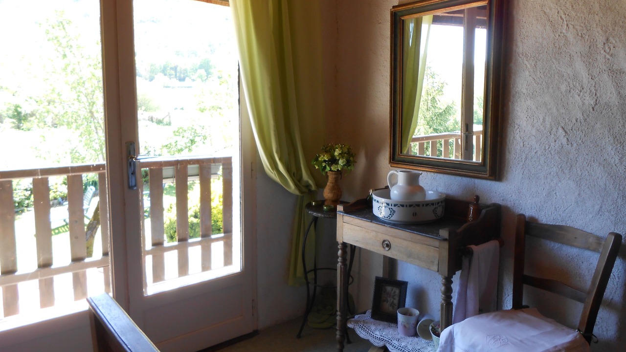 Photo of Others in Sacoue