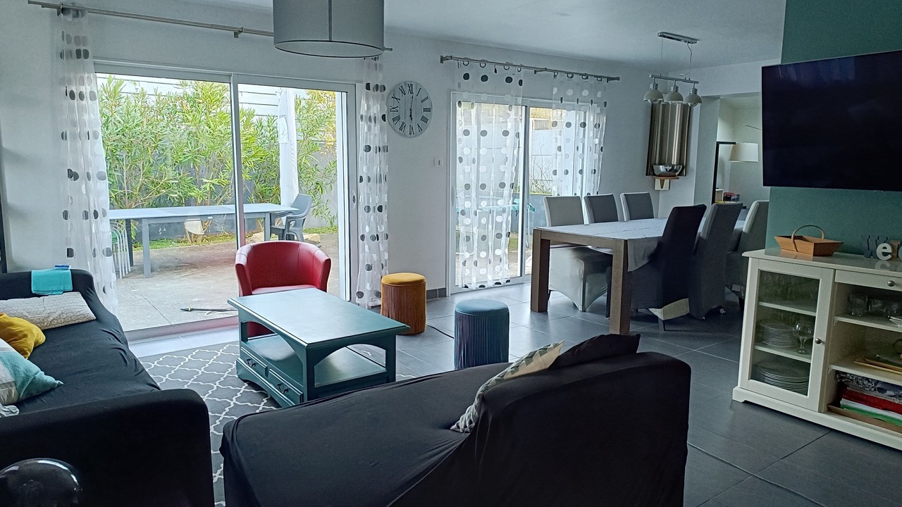 Photo of Livingroom in Saint-Marc-sur-Mer