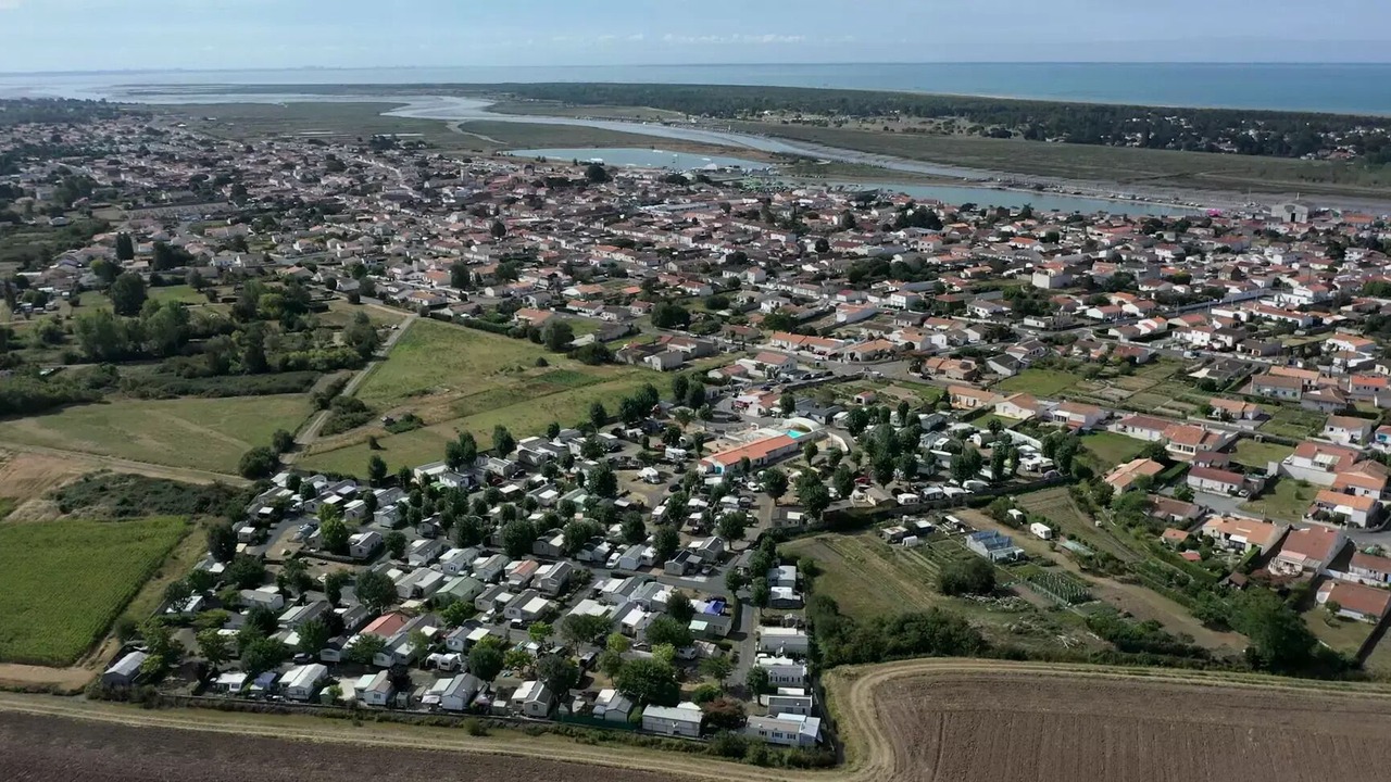 Photo of Outdoor in Grues