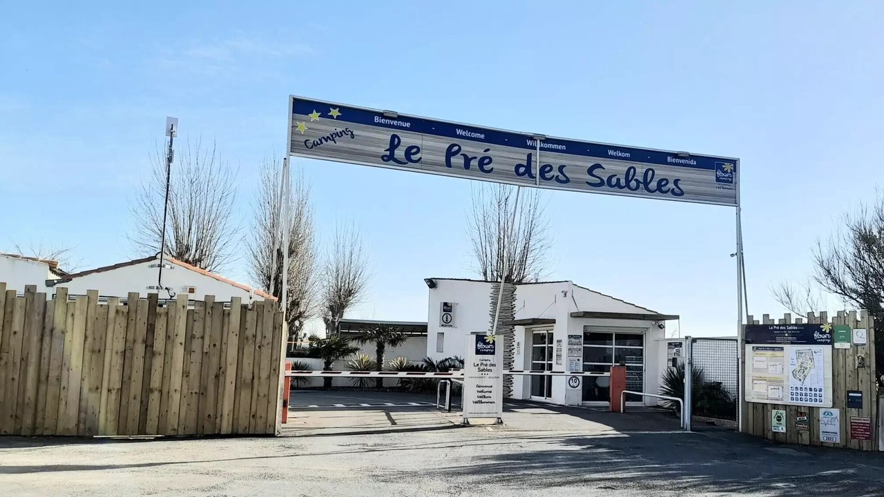 Photo of Others in Grues
