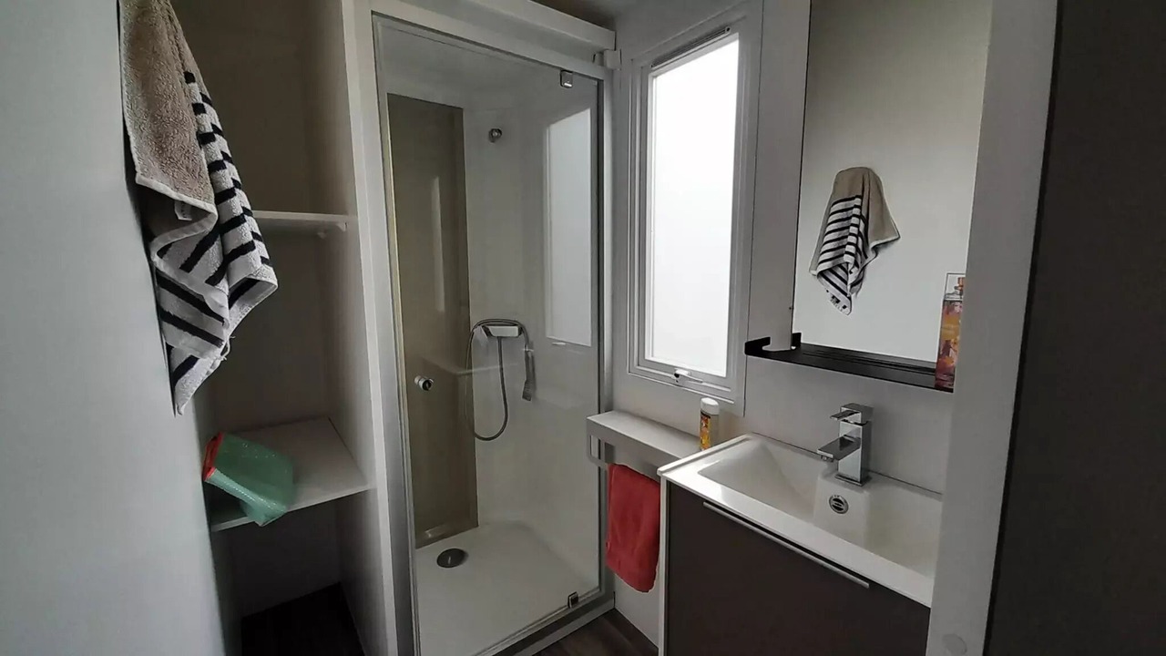 Photo of Bathroom in Grues