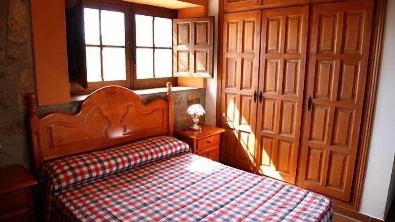 Photo of Bedroom in Candeleda