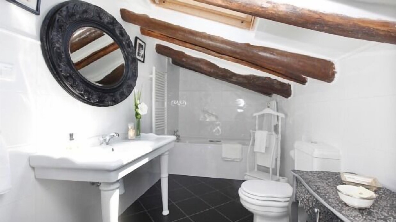 Photo of Bathroom in Fuendetodos