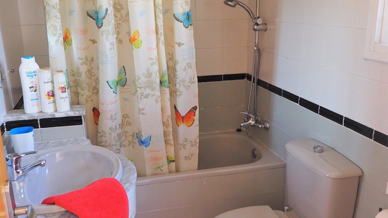 Photo of Bathroom in Montgat