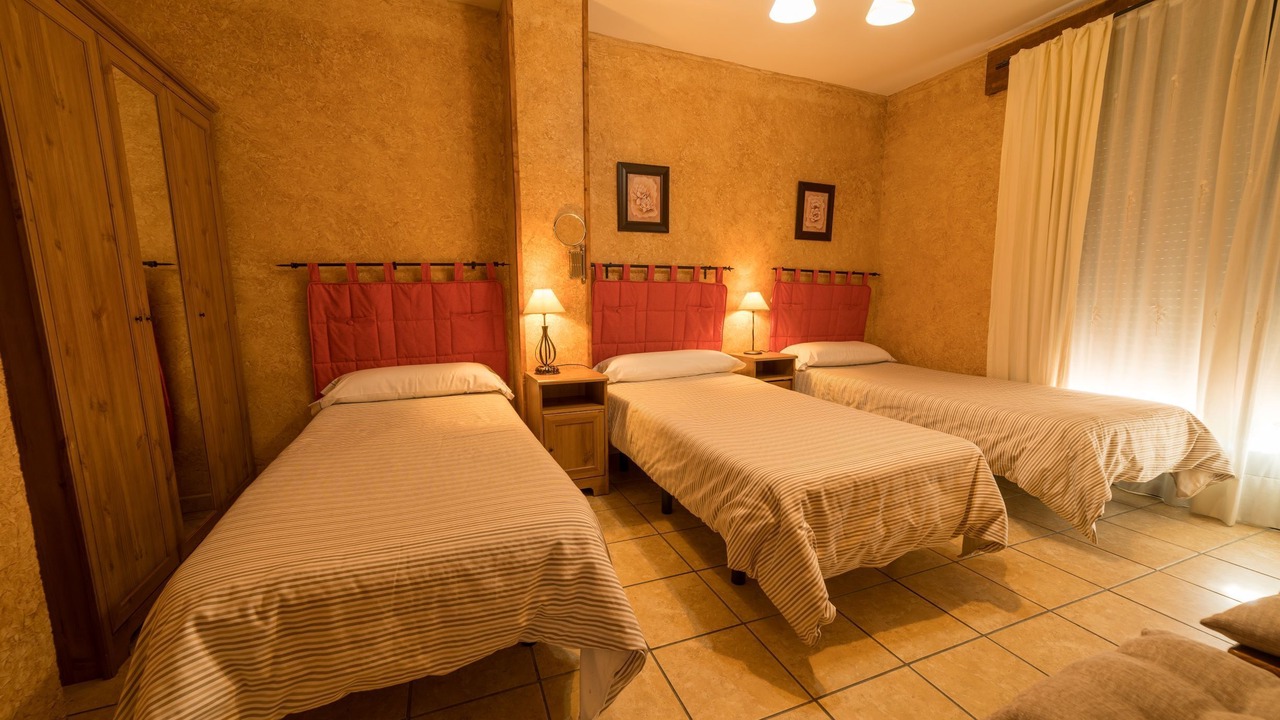 Photo of Bedroom in Navaluenga