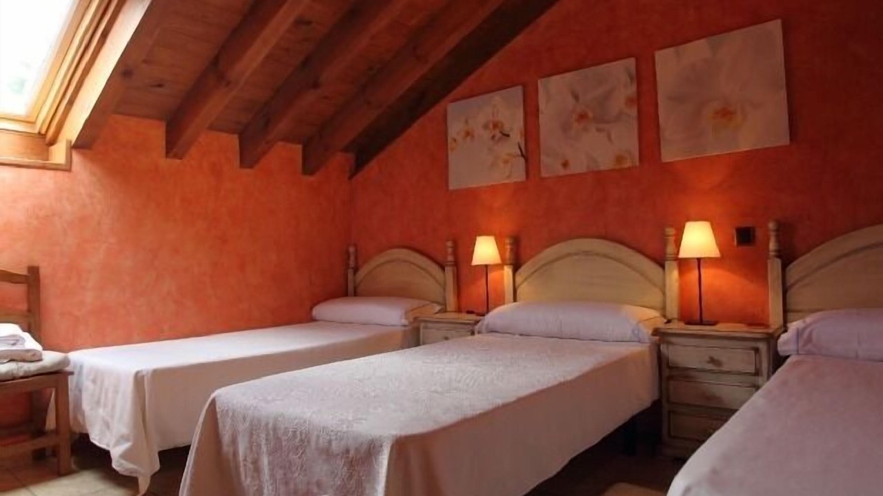 Photo of Bedroom in Navaluenga