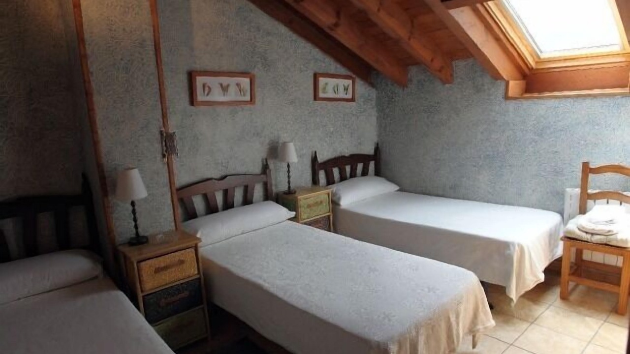 Photo of Bedroom in Navaluenga