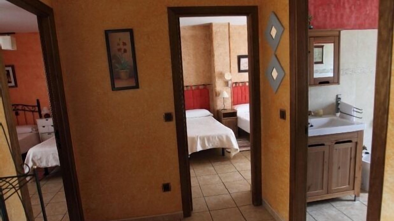 Photo of Bedroom in Navaluenga
