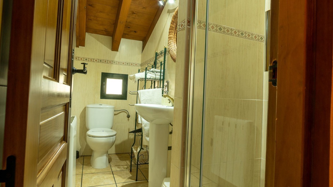 Photo of Bathroom in Navaluenga