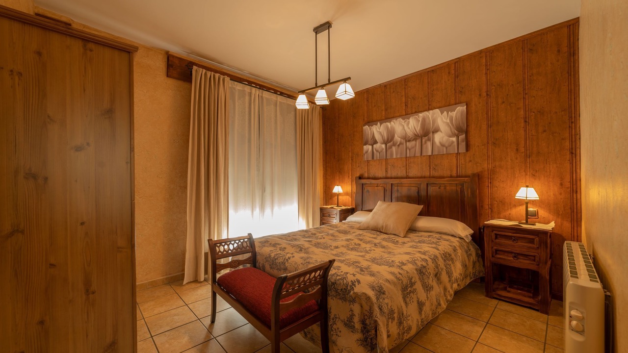 Photo of Bedroom in Navaluenga