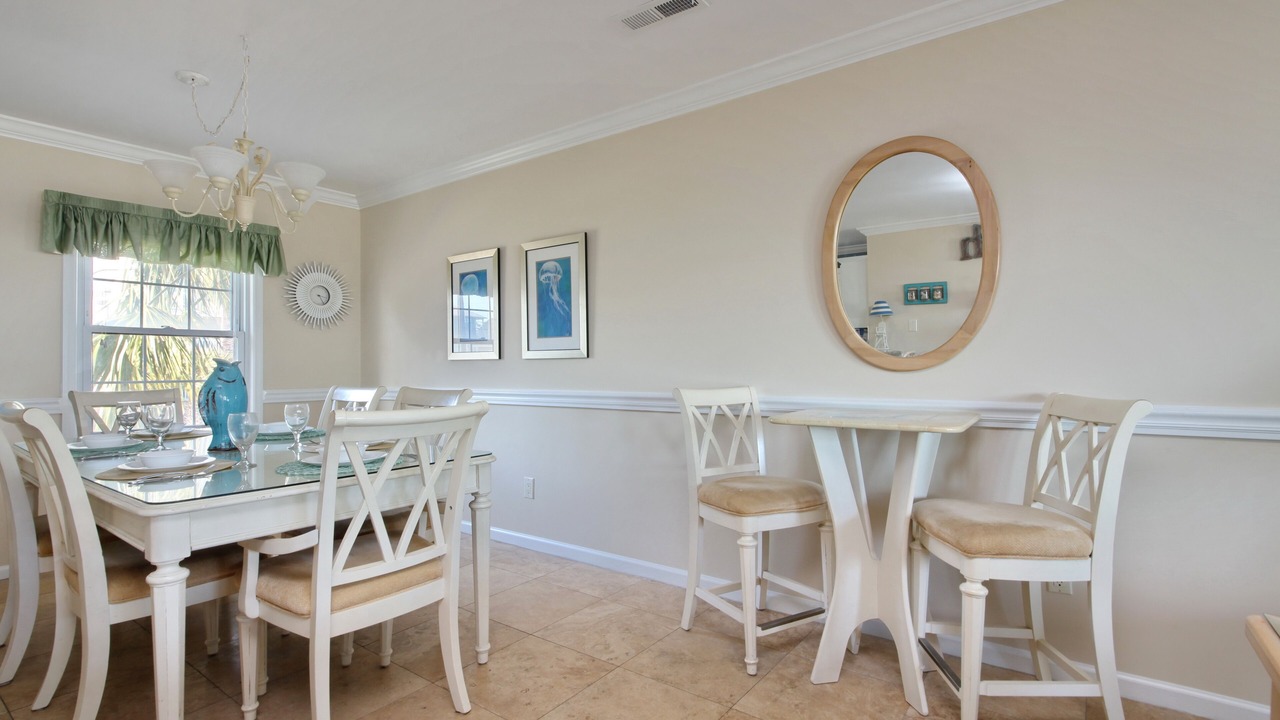 Photo of Bedroom in Surfside Beach