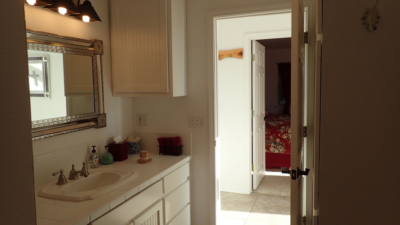Photo of Bathroom in Buchanan Dam