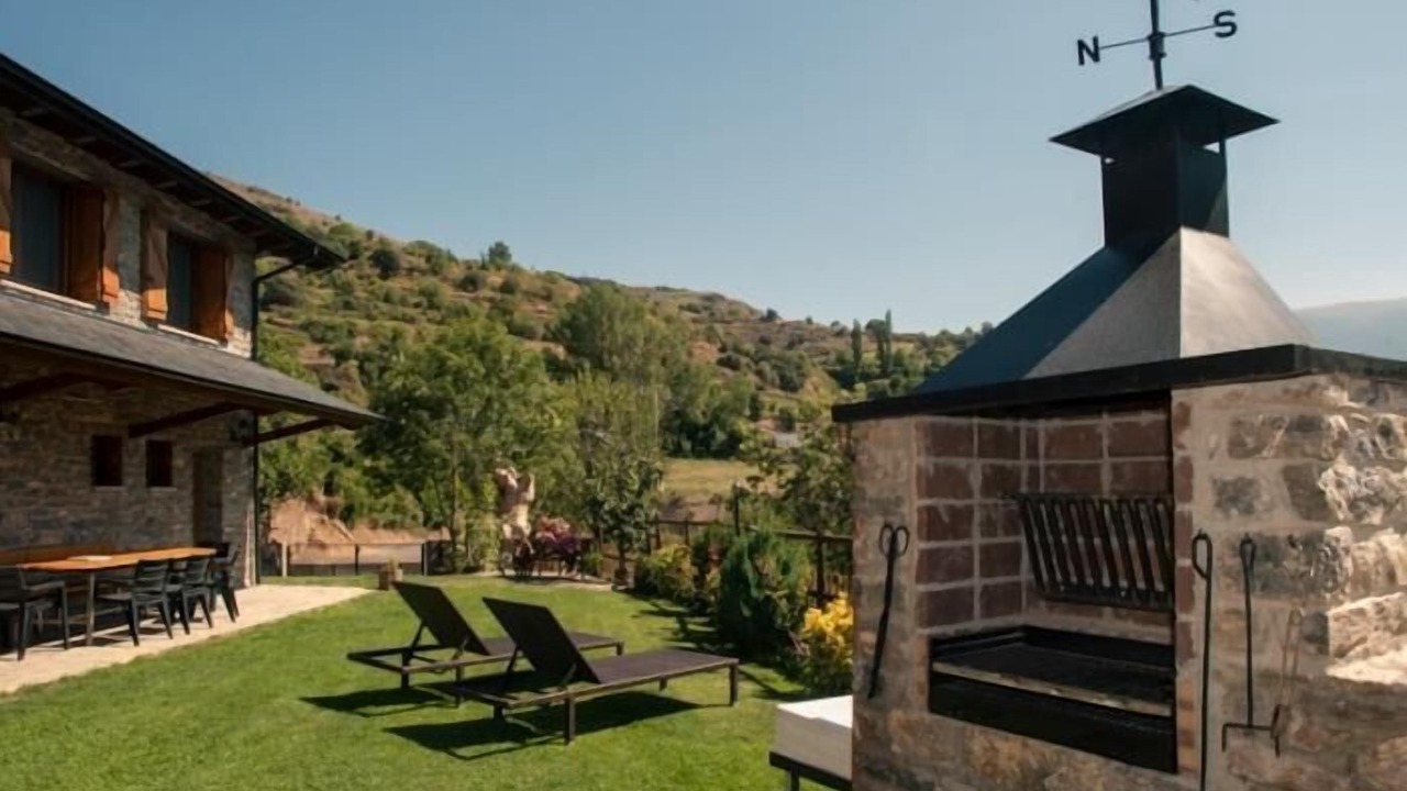 Photo of Outdoor in Sort