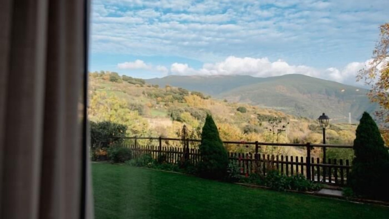Photo of Outdoor in Sort