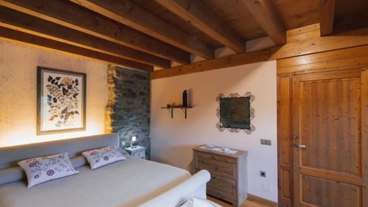 Photo of Bedroom in Sort