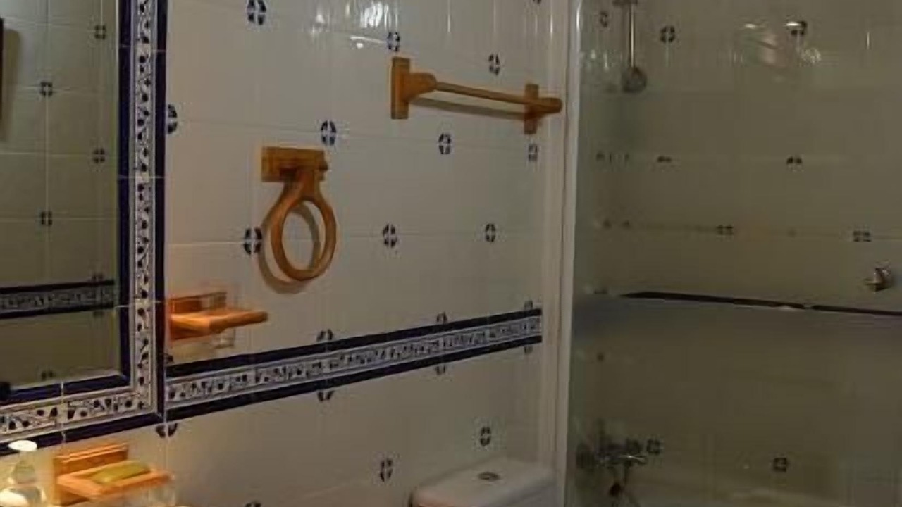Photo of Bathroom in Baterna