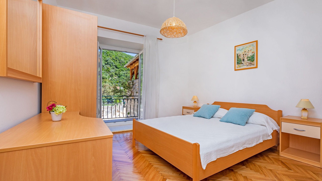 Photo of Bedroom in Brsecine