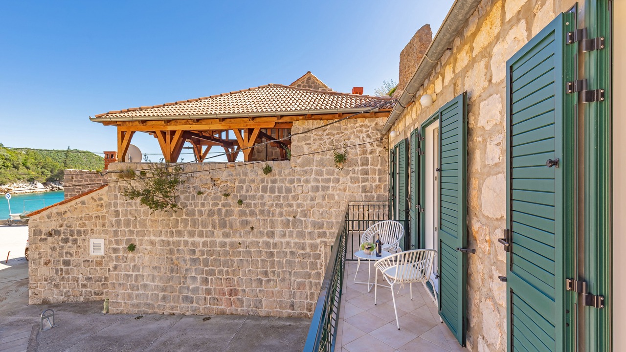 Photo of Patio Balcony in Brsecine