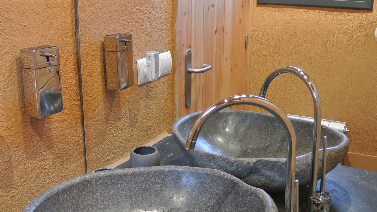 Photo of Bathroom in Pontons