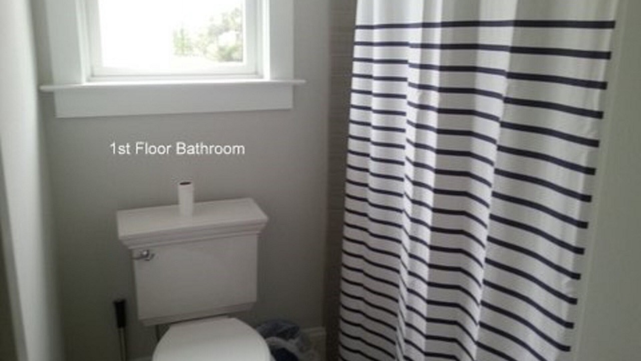 Photo of Bathroom in Stone Harbor