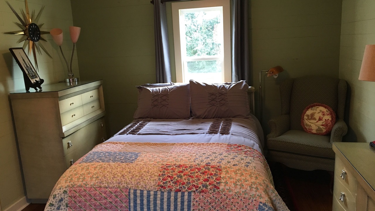 Photo of Bedroom in Iberia Parish