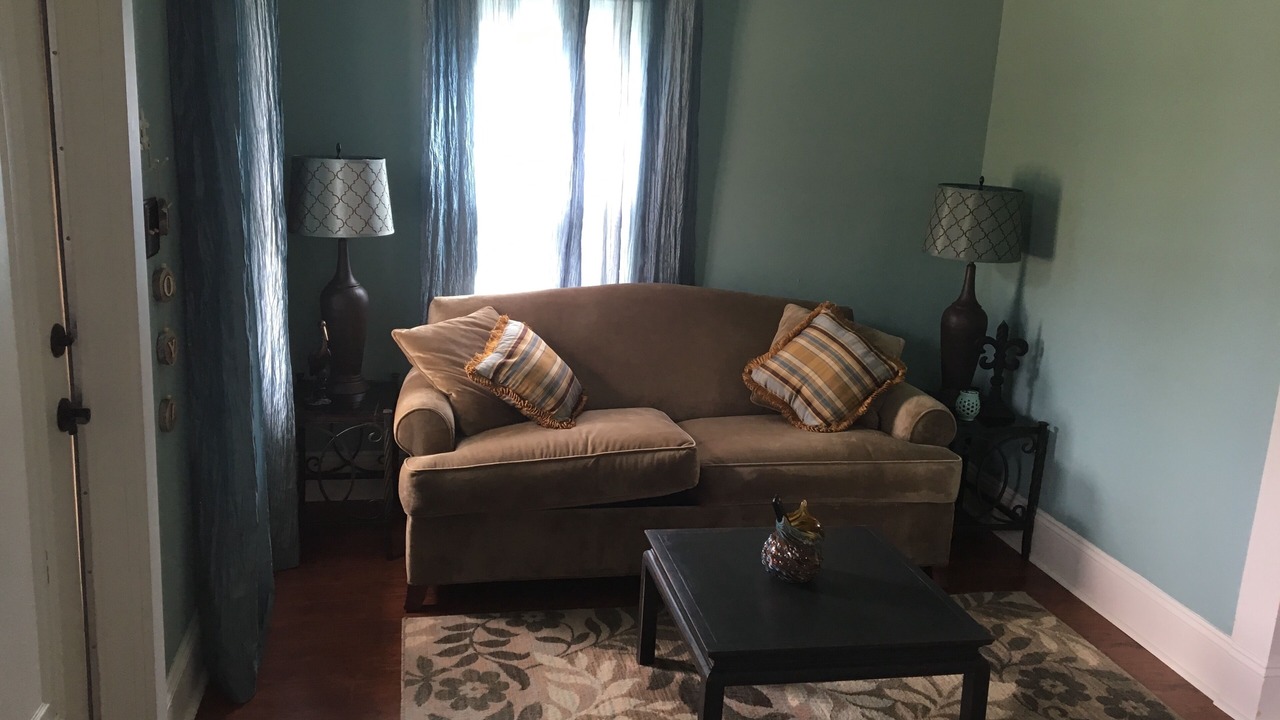 Photo of Livingroom in Iberia Parish